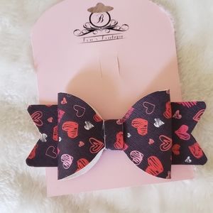 Hearts faux leather bow